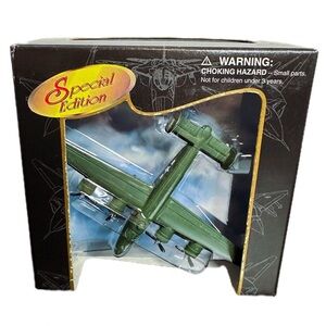 MAISTO AIR FORCE SPECIAL EDITION B-24D LIBERATOR DIECAST REPLICA PLANE NEW!